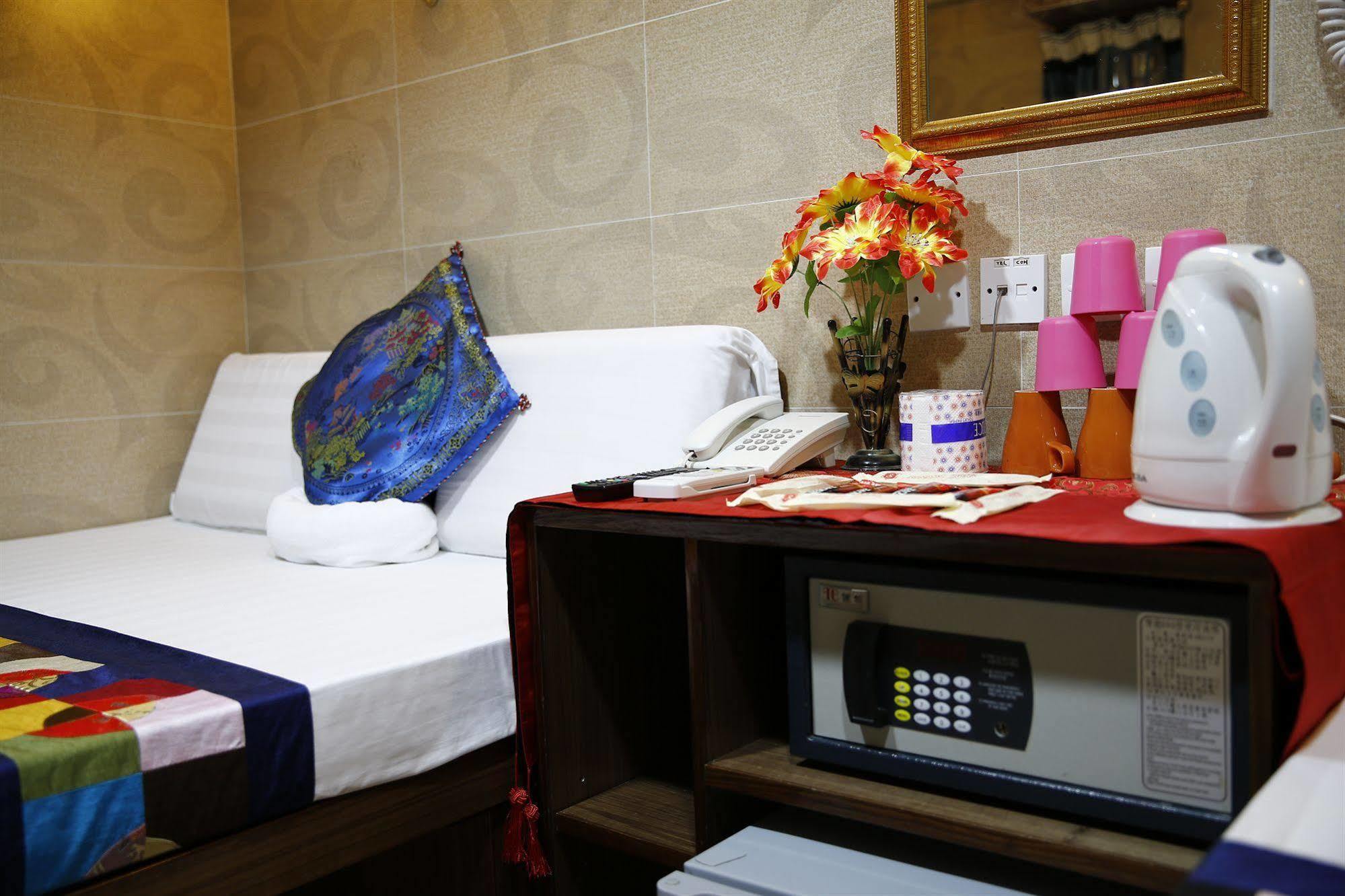 Legend Guest House Hong Kong Exterior photo